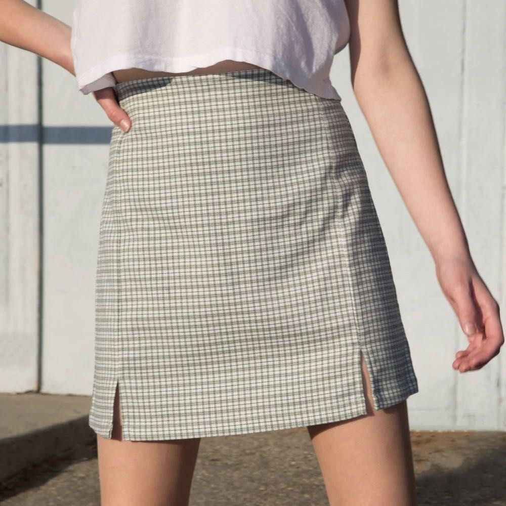 wts brandy melville green plaid cara skirt