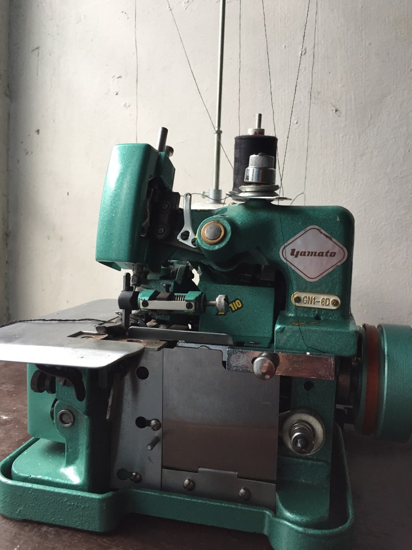 YAMATO Overlock/Edging Sewing Machine, Commercial & Industrial