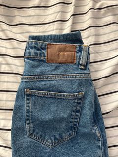 (Category: ) located in . Submitted by fishballlllll (Listing ID 1208925747, Image 1). Description: .