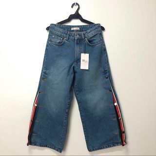 (Category: ) located in . Submitted by fash.ph (Listing ID 1208924393, Image 1). Description: .