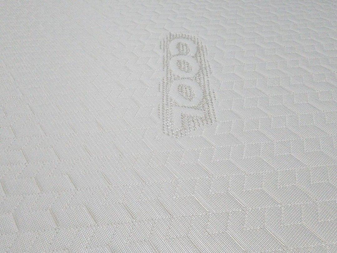 ZINUS King size cool latex hybrid pocketed spring mattress, Furniture & Home Living, Furniture