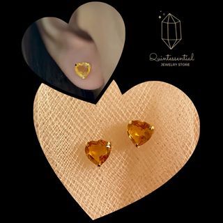 0.80 carats of Natural Citrine Heart Earrings in K18 Japan Yellow Gold pawnable