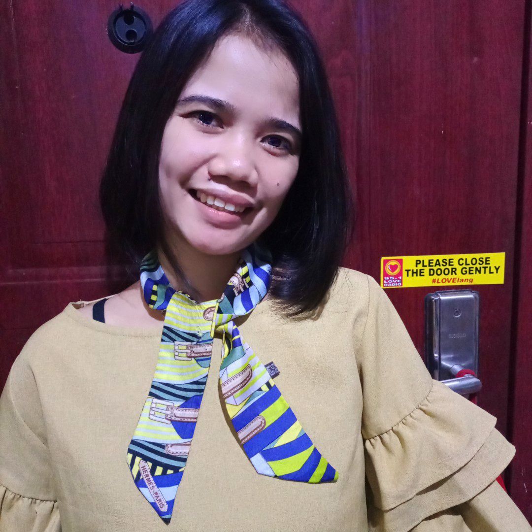 🎯 HERMES SILK SCARF-TWILLY-HEADBAND (Category: Hair Accessories) located in Baguio. Submitted by AFFORDABLEthriftSHOPbranded (Listing ID 1209253316, Image 3). Description: 🎯 HERMES SILK SCARF-TWILLY-HEADBAND ✴️Condition✴️ WELL USED .Rate 9/10 The scarf/twilly/headband is in a good preowned condition that shows signs of wear(please check all photos).Clean and no odor smell. 🔸Made in FRANCE 🔸PAPER BAG INCLUSION 🔴ALL PRODUCTS,NAMES,BRANDS AND L
