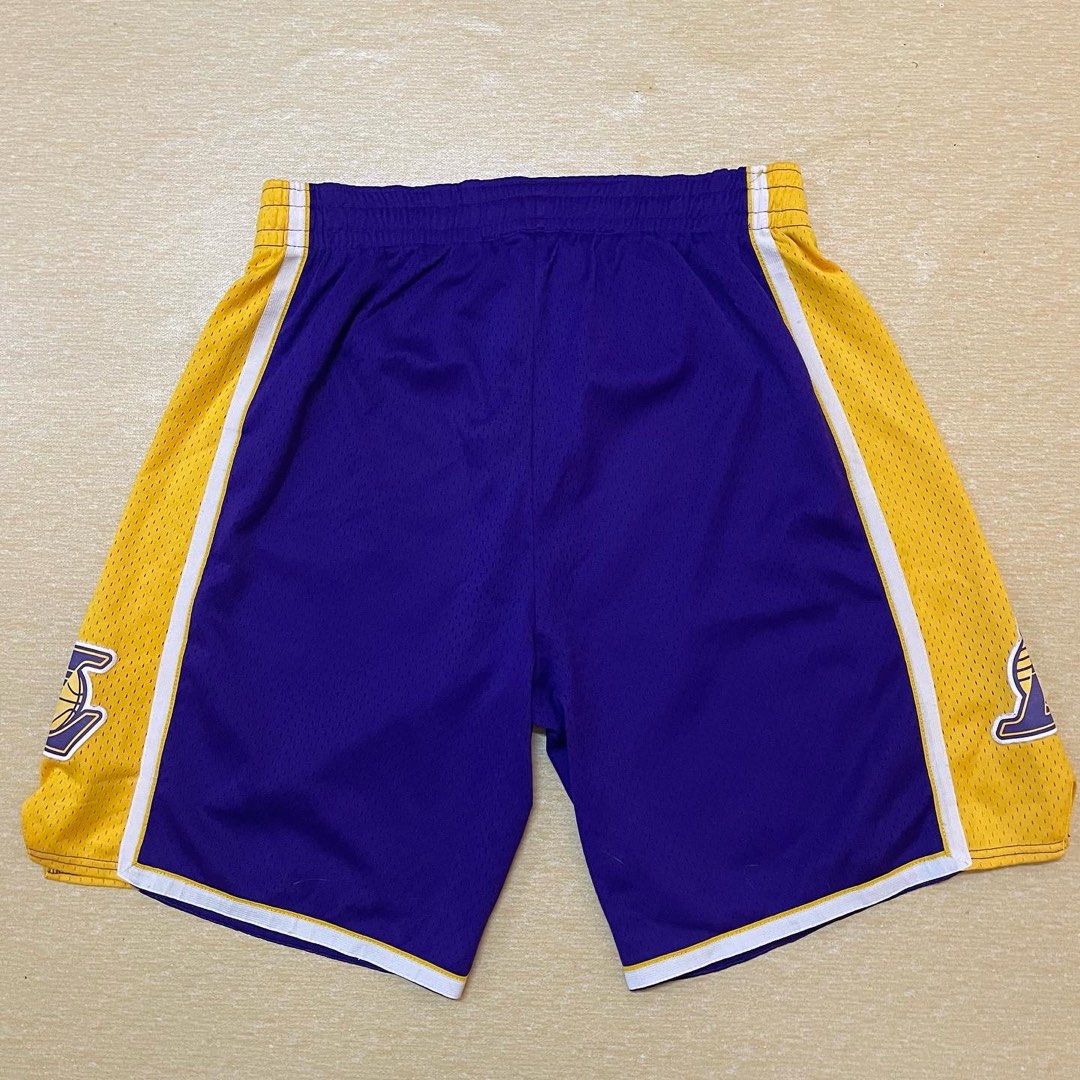 Adidas outlet lakers shorts