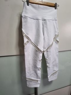 Alo 3/4 yoga leggings