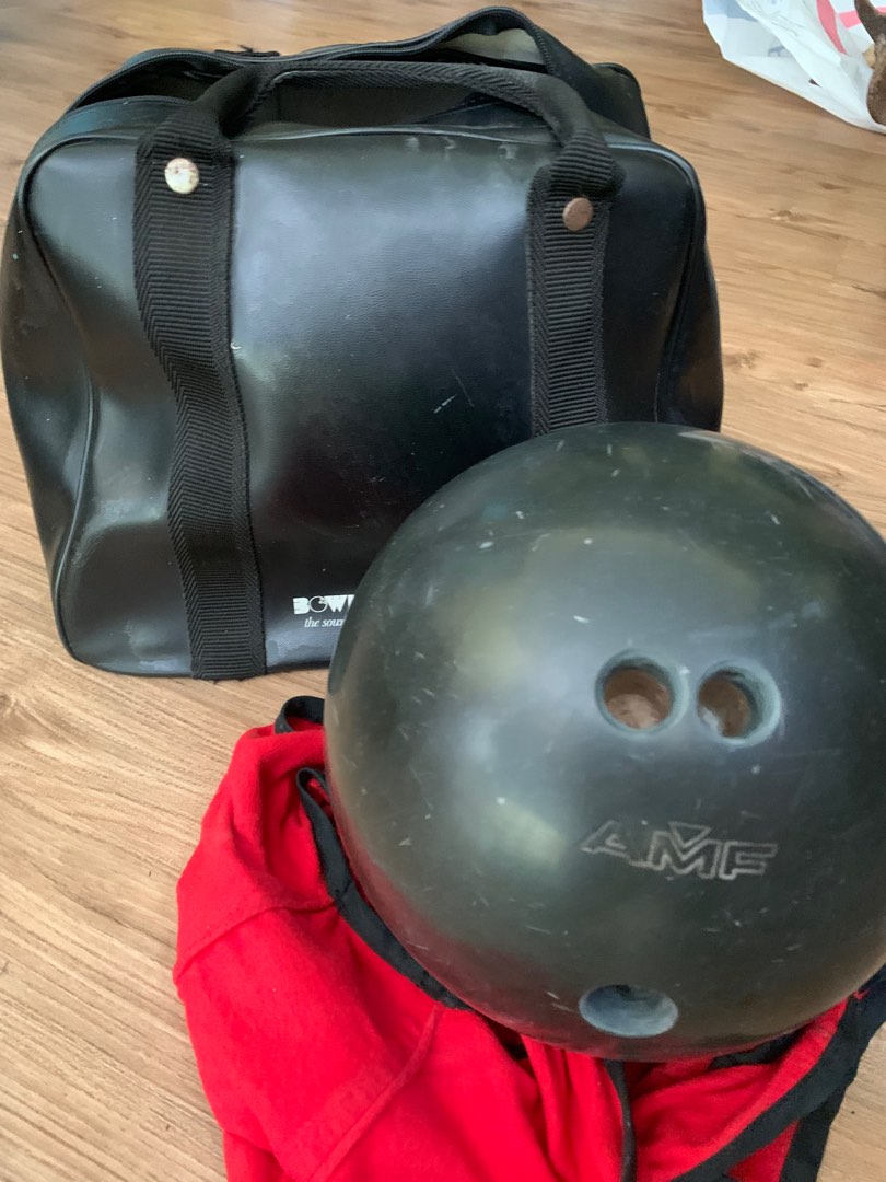 AMF Bowling Ball 10 lb with bag, Sports Equipment, Sports & Games