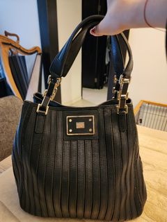 （分類：）位於 。 由 mmnn1122 提交（商品編號 1209191993，圖片 1）。簡介： 。