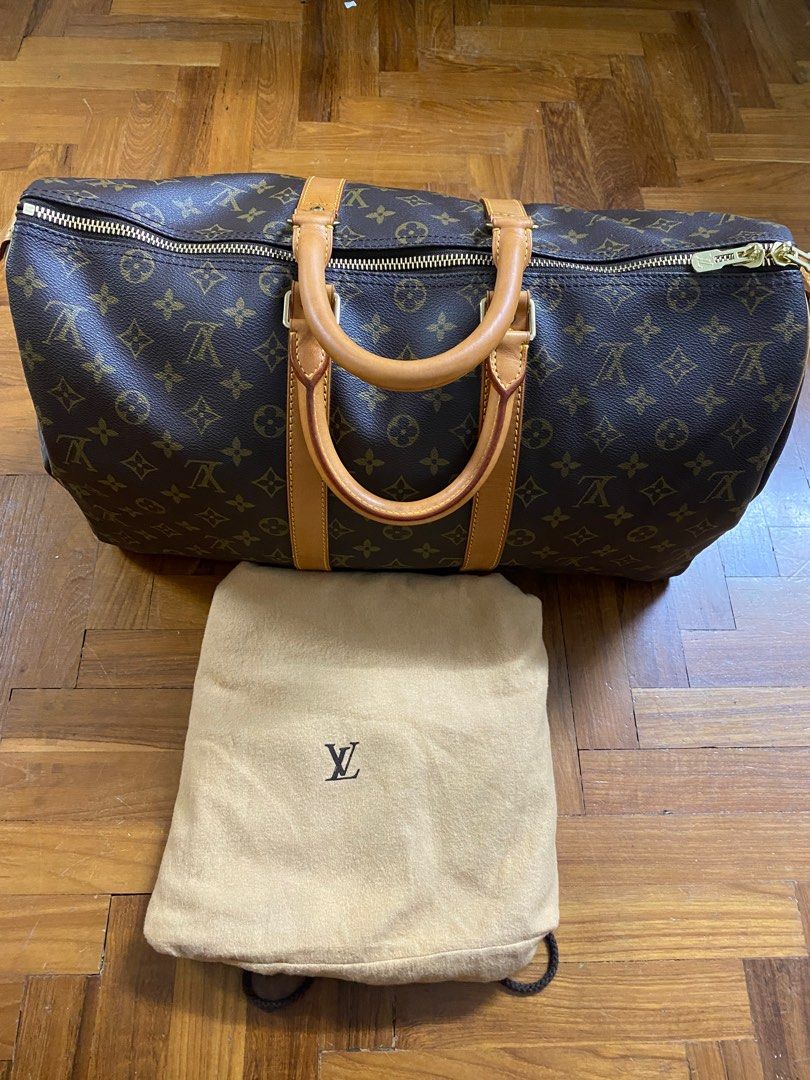 Sticker question- Is the sticker on the dust bag normal? : r/Louisvuitton