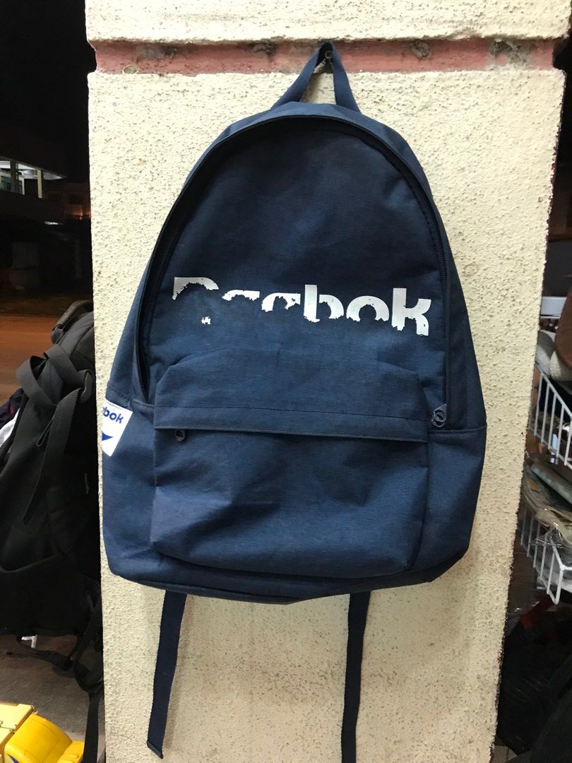 Beg reebok store