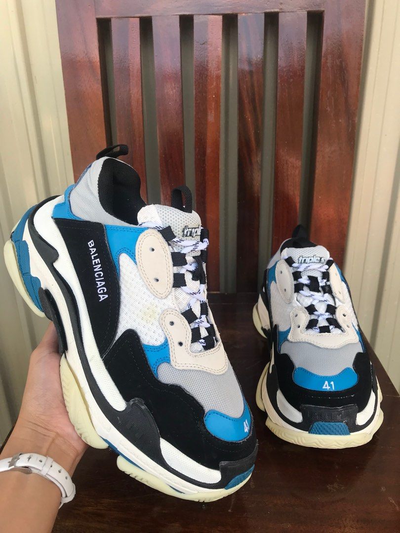 balenciaga triple s mens brown