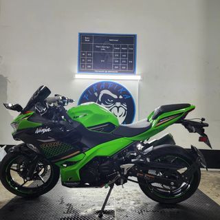 Bike Wash Kawasaki Ninja 400
