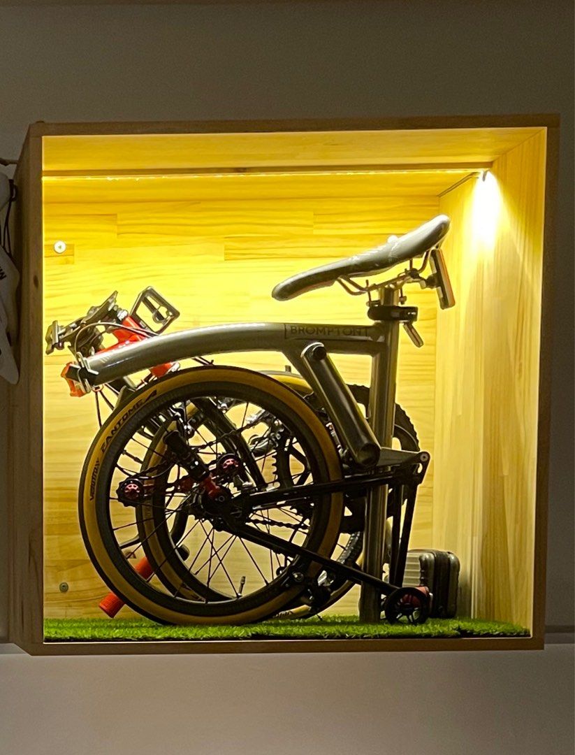 Brompton storage box with light, Sports Equipment, Bicycles & Parts ...