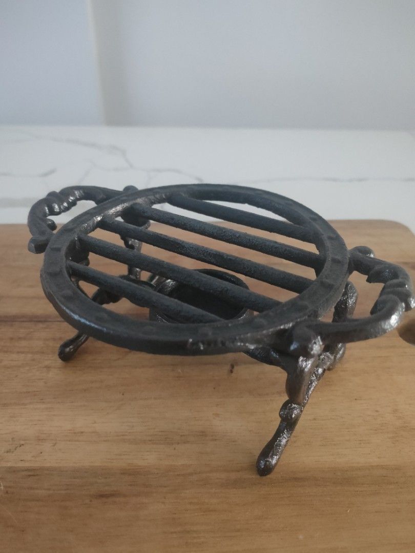 Cast Iron Tea Warmer Stand, Furniture & Home Living, Kitchenware