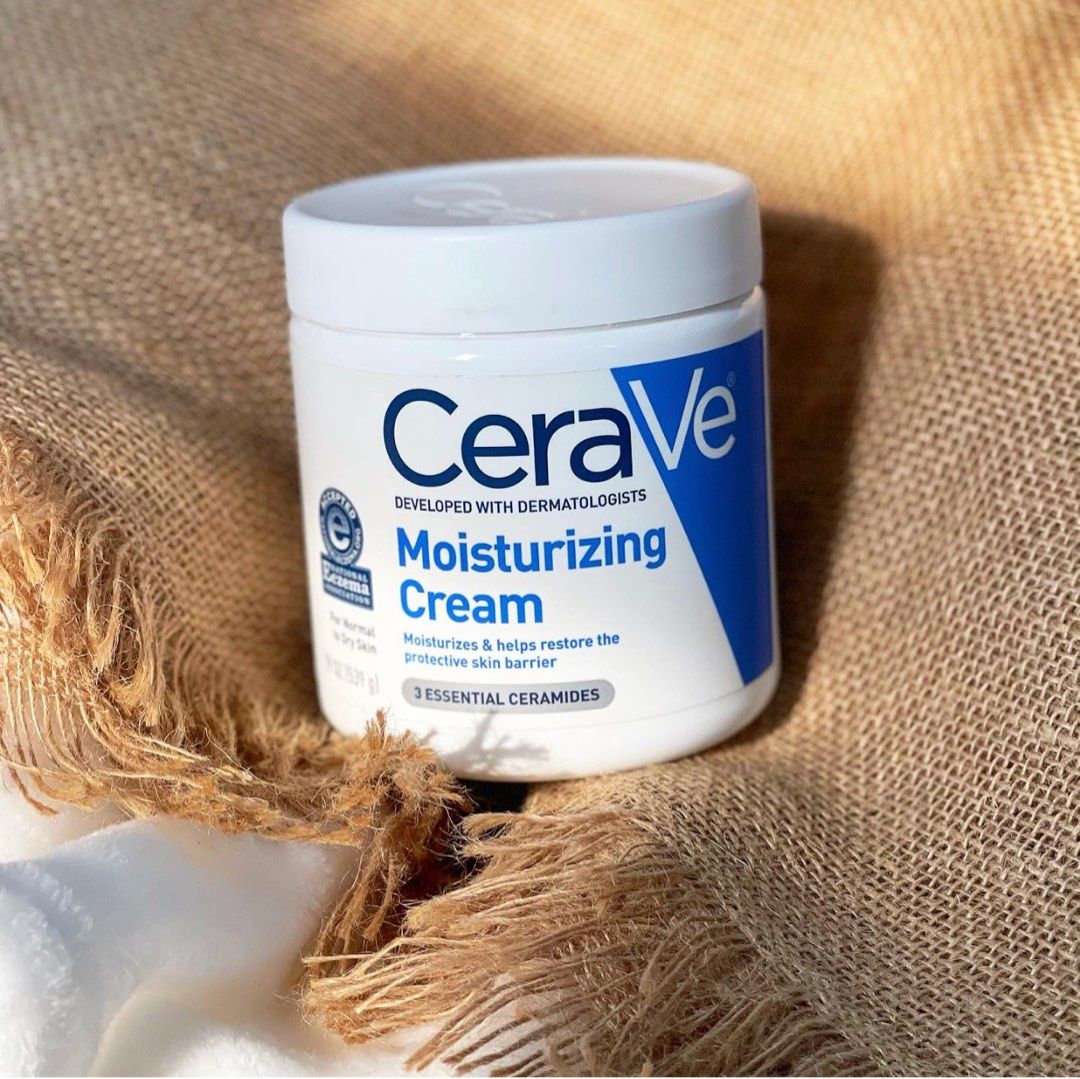 CERAVE moisturizing cream 539g Big tub!, Beauty & Personal Care, Bath