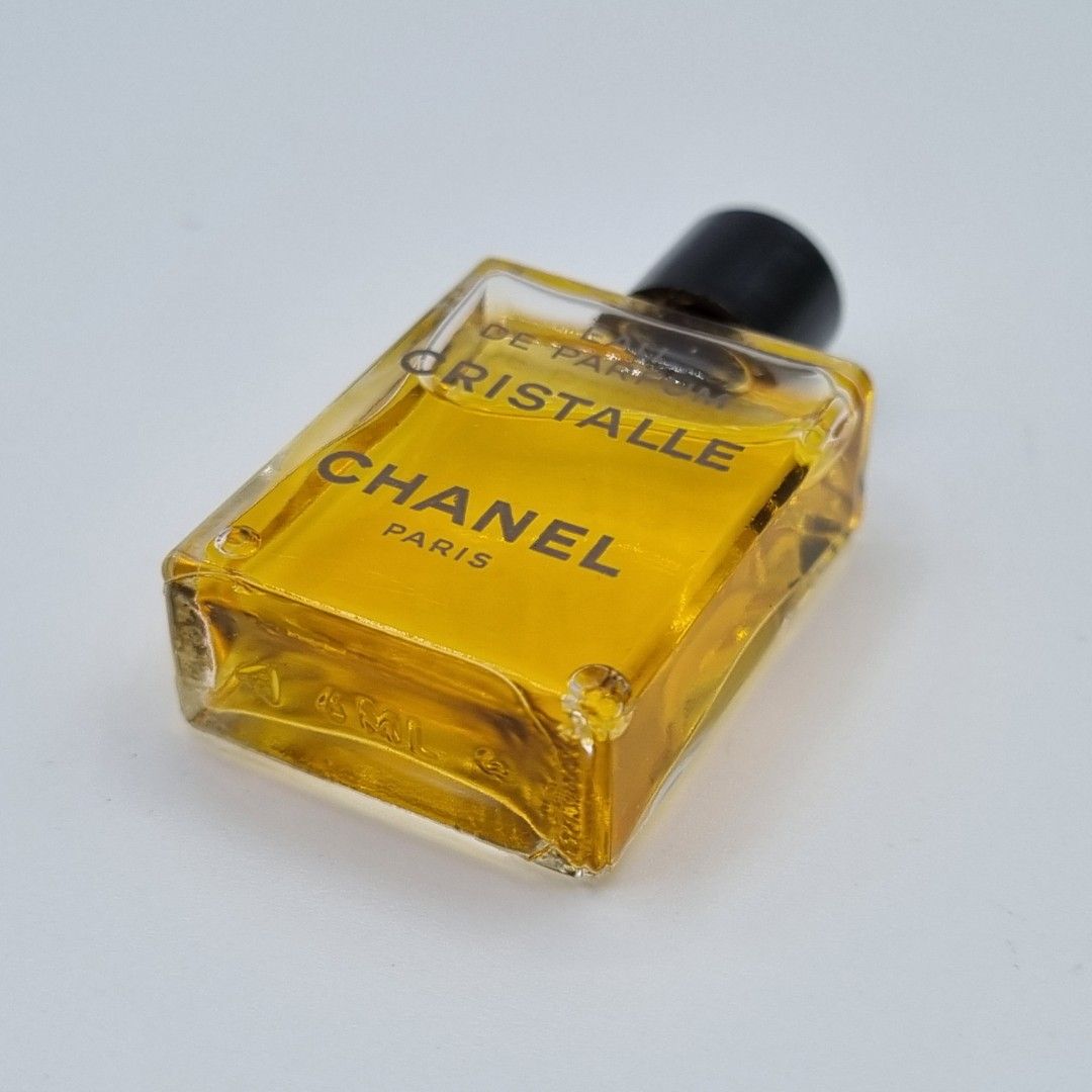 CHANEL CRISTALLE EAU DE PARFUM 4 ml Mini, Beauty & Personal Care, Fragrance  & Deodorants on Carousell