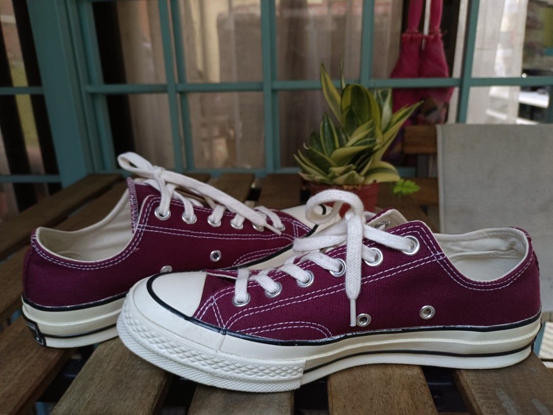 Converse maroon new arrivals