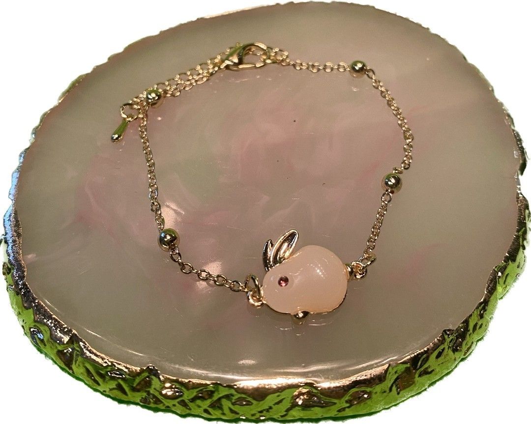 Yellow Jade Rabbit CNY Series - Jade Colour Rabbit Set, Women's Fashion, Jewelry ...