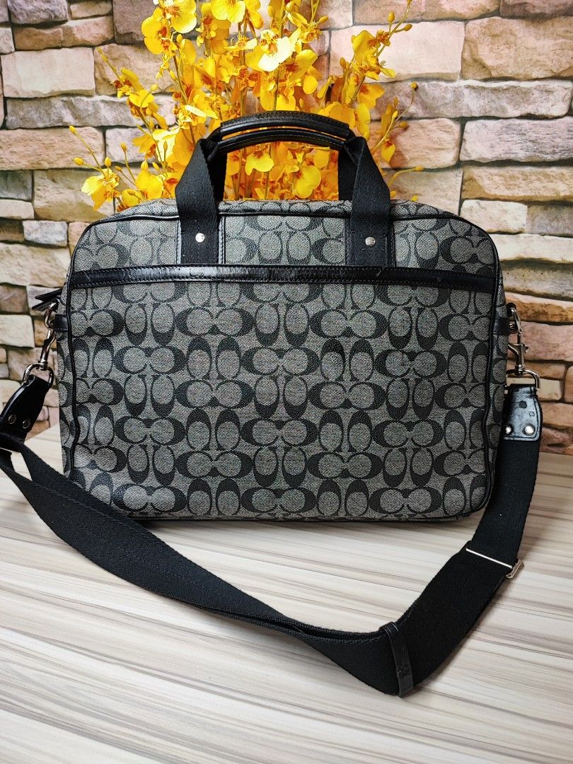 Coach signature messenger laptop document briefcase office bag beg, Men