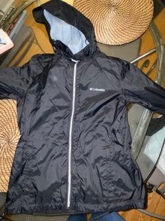 Columbia raincoat size M