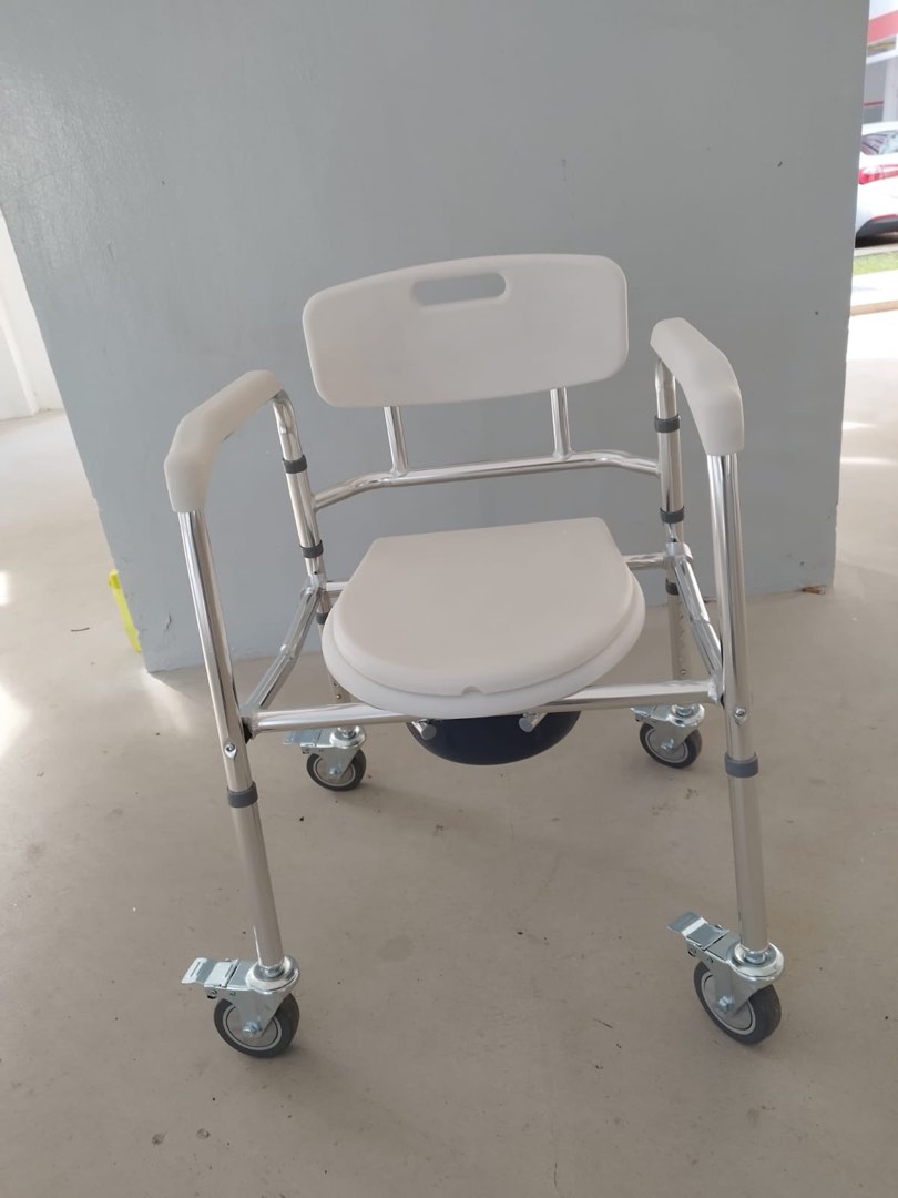 Commode and Shower Chair, Health & Nutrition, Assistive & Rehabilatory