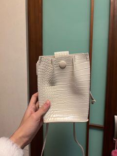 （分類：）位於 。 由 Chelise 提交（商品編號 1209193357，圖片 1）。簡介： 。