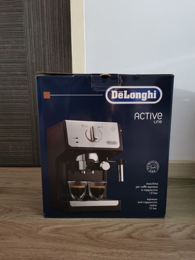 Delonghi coffee machine set, TV & Home Appliances, Kitchen Appliances