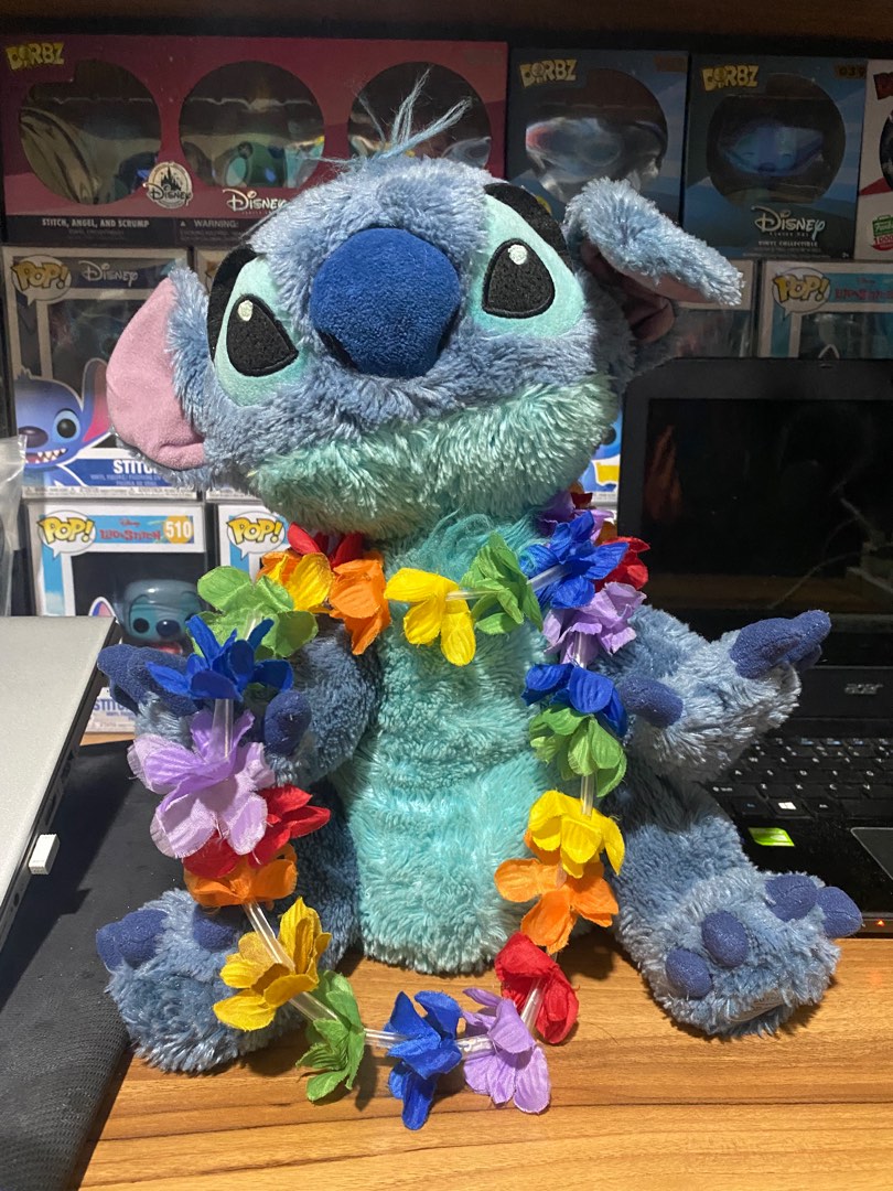 Disney Exclusive Stitch with Lei, Hobbies & Toys, Toys & Games on Carousell