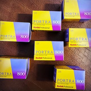 期間限定特価】Kodak PORTRA800 120 x2箱 カメラ フィルムカメラ
