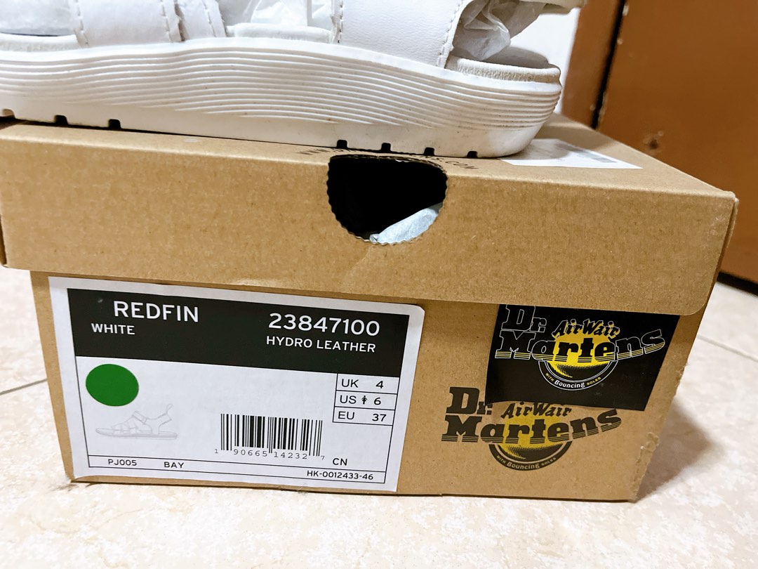 dr martens redfin sandals