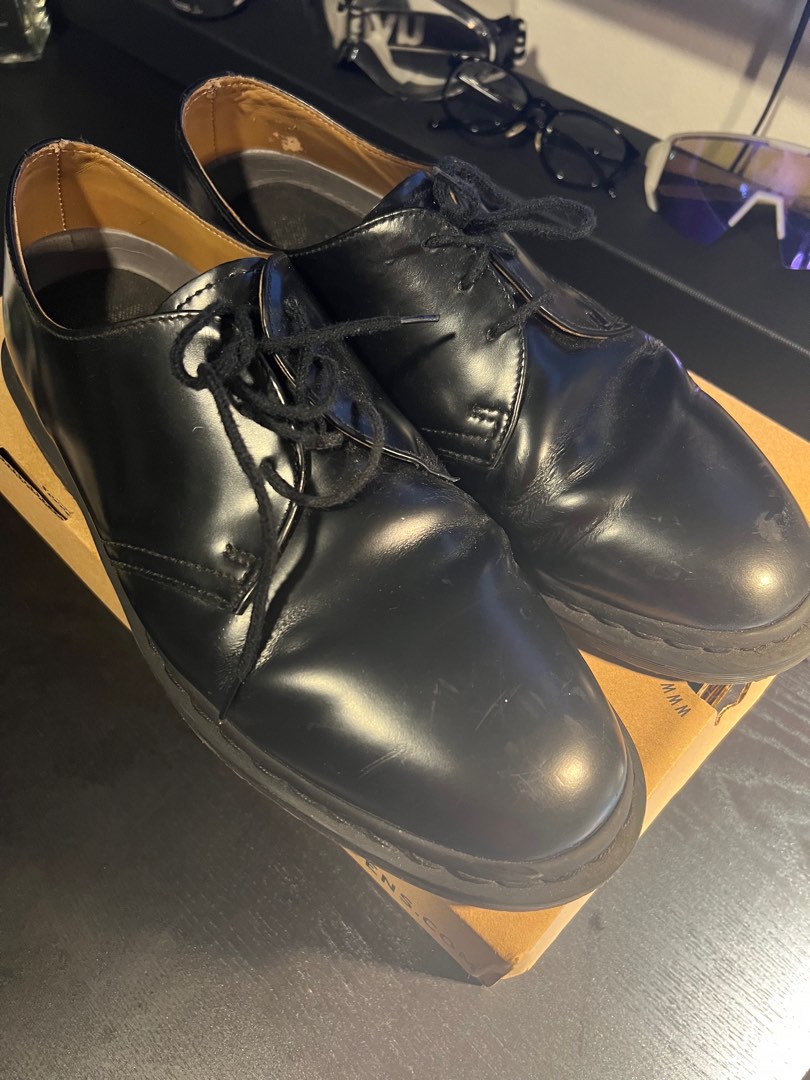 Dr marten archie best sale