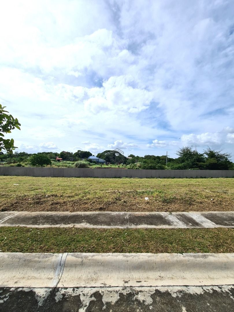 ⭕THE ENCLAVE ALABANG by Filigree Lot only along Daang Hari FOR SALE