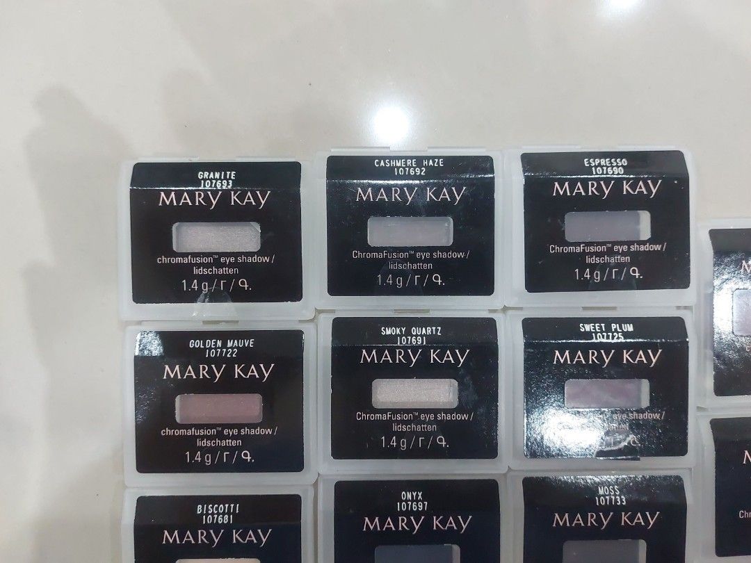 Expired Mary Kay eye shadow / contour, Beauty & Personal Care, Face, Makeup on Carousell