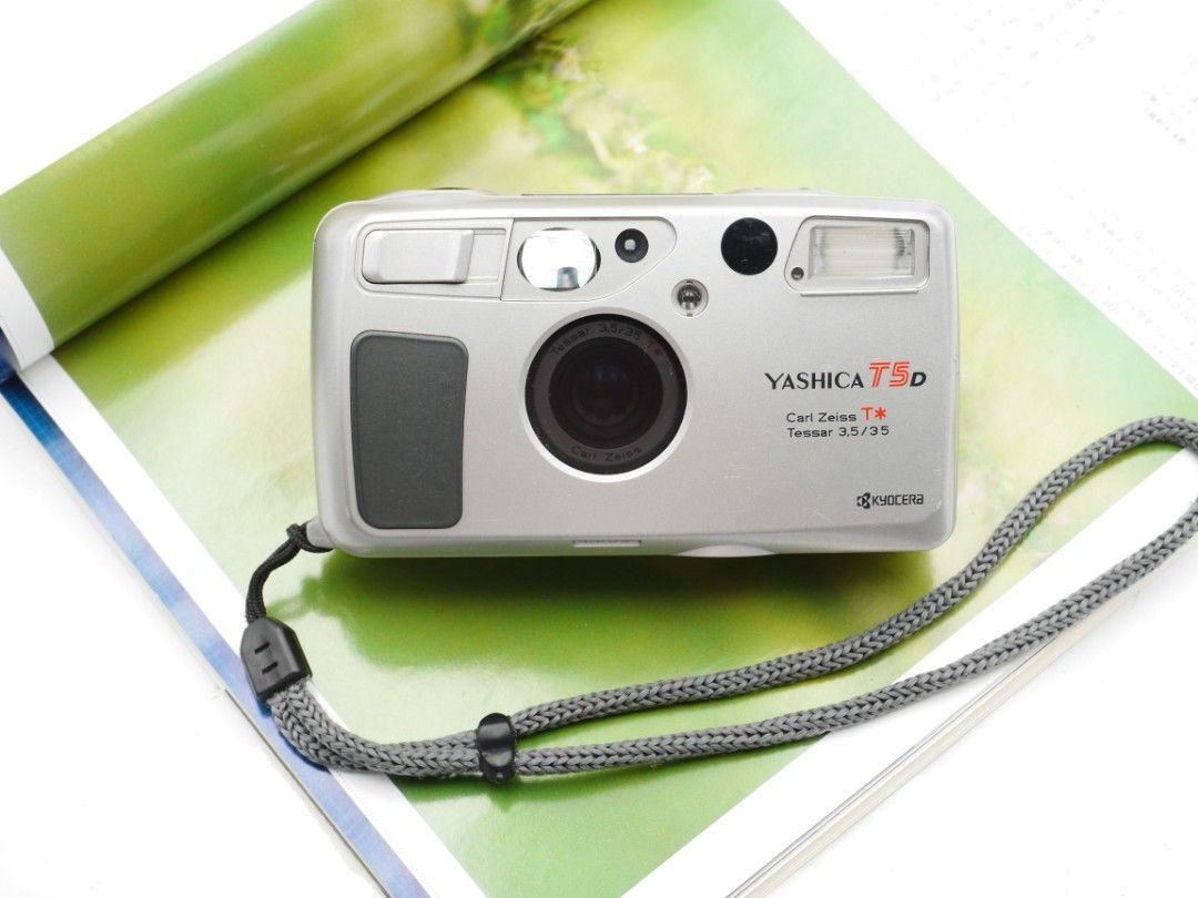 Yashica t5d 35mm Film Camera In Good Condition