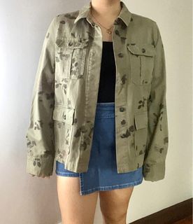(Category: ) located in . Submitted by hannahchuchu (Listing ID 1209144272, Image 1). Description: .