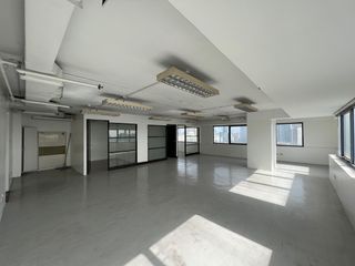 For Rent Office Space in Summit 1 Tower Shaw Boulevard