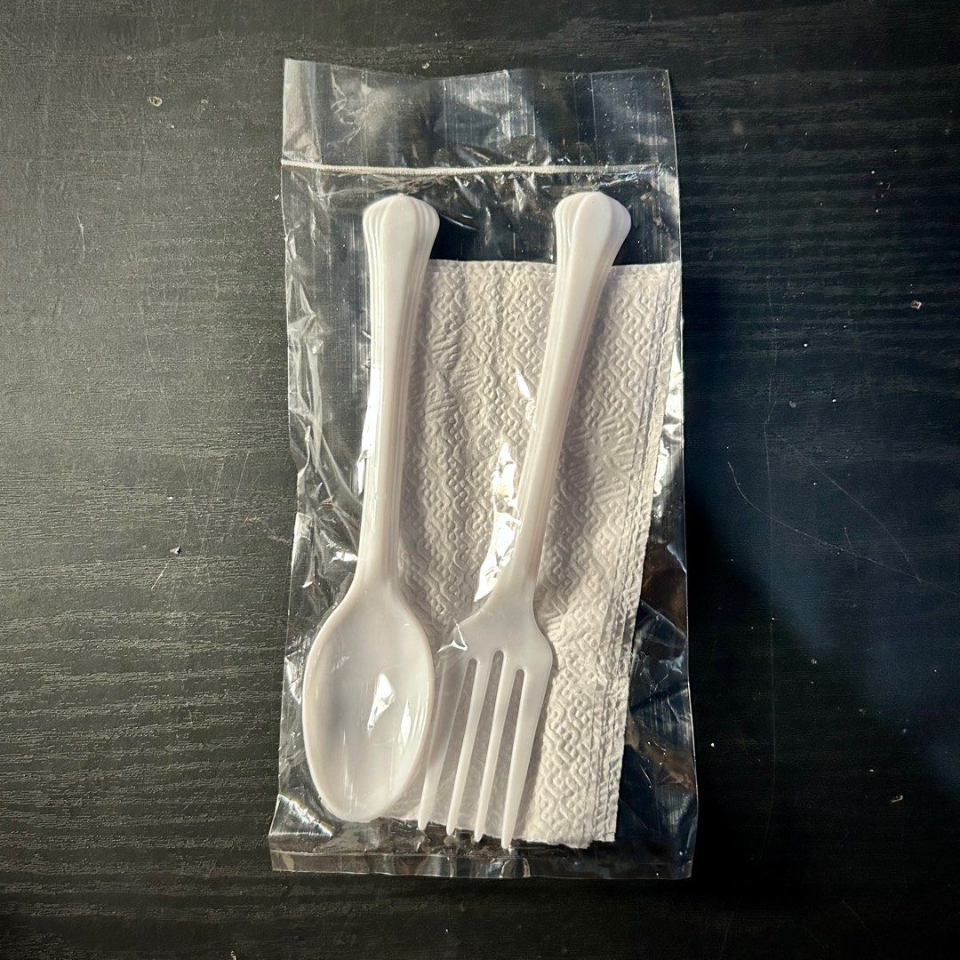 FS Plastic spoon & fork with tissue, Furniture & Home Living