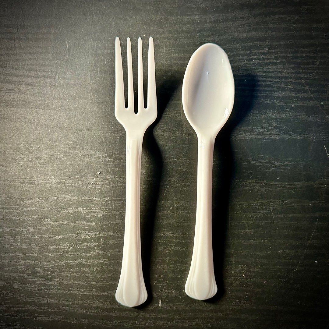 FS Plastic spoon & fork with tissue, Furniture & Home Living