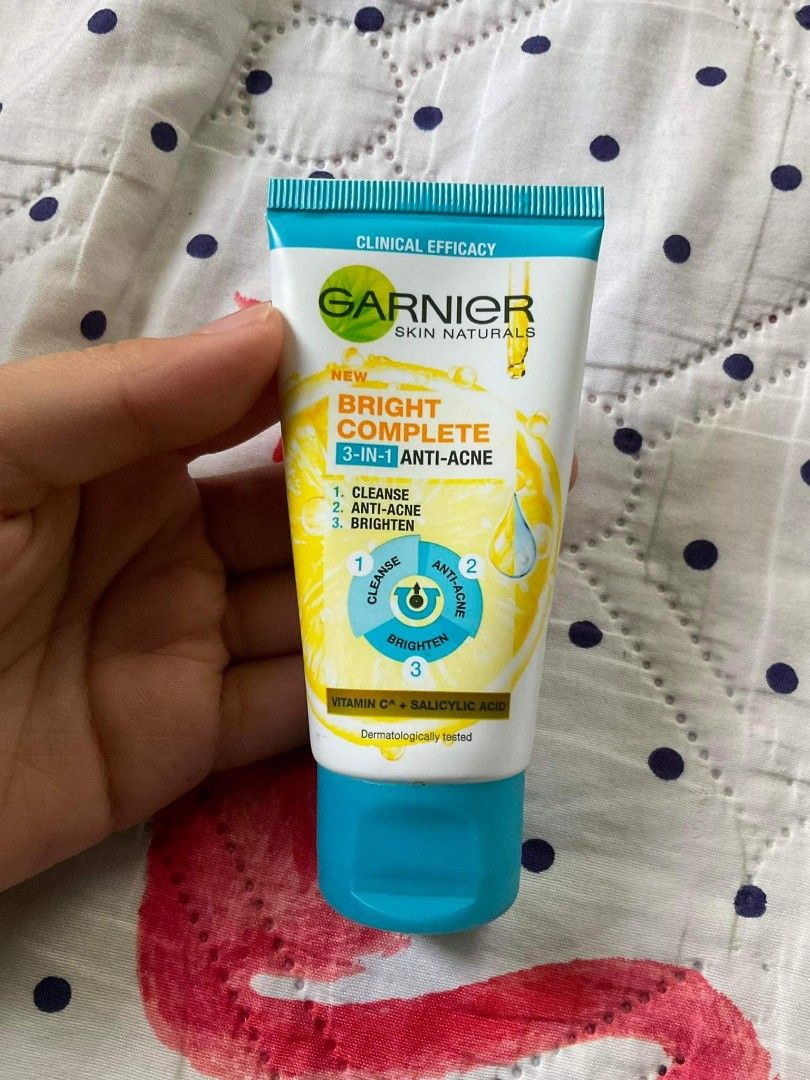 Garnier Bright Complete set (facial wash and serum), Beauty & Personal