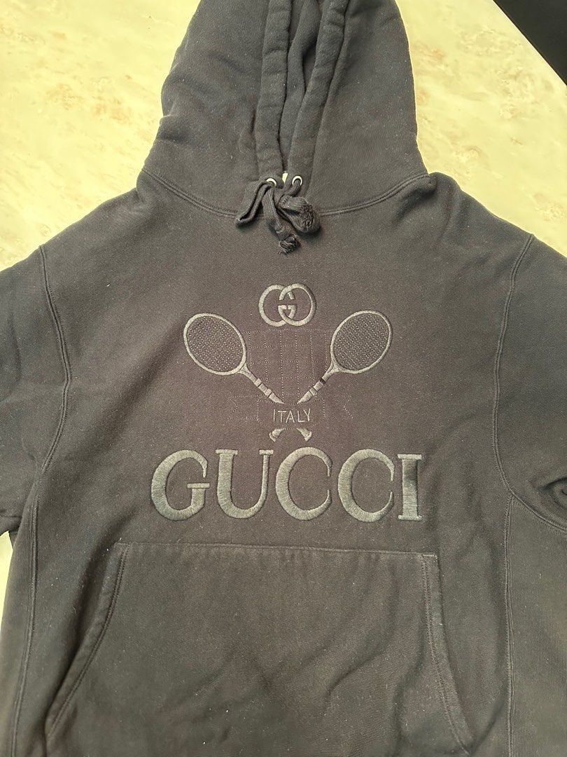 Gucci Tennis Hoodie Size L/XL （分類：衛衣）位於 Hong Kong。 由 arc824 提交（商品編號 1209193980，圖片 1）。簡介： Gucci Tennis hoodie 非常新 着過一次 Size L oversize fit 似XL。