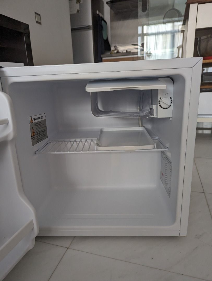 IKEA TILLREDA MINI REFRIGERATOR 43l
