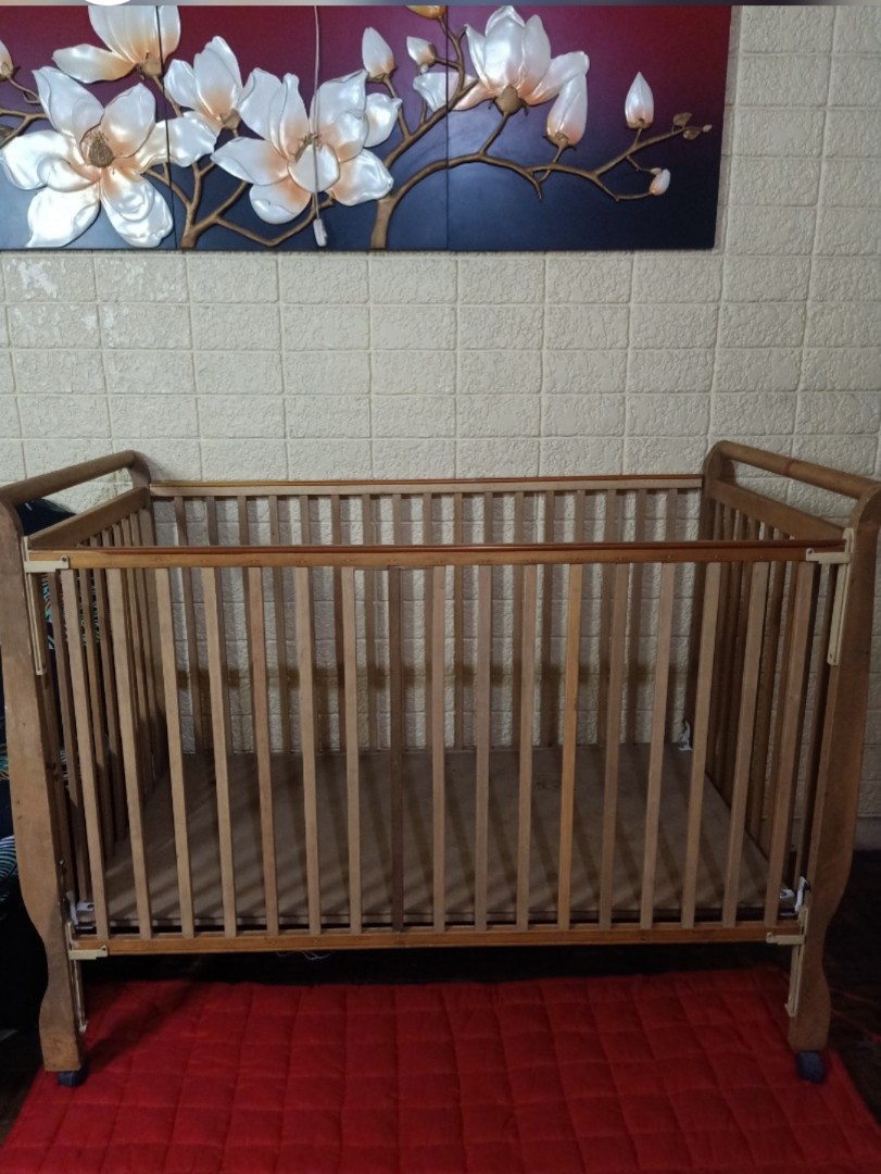 Used ragazzi deals crib for sale