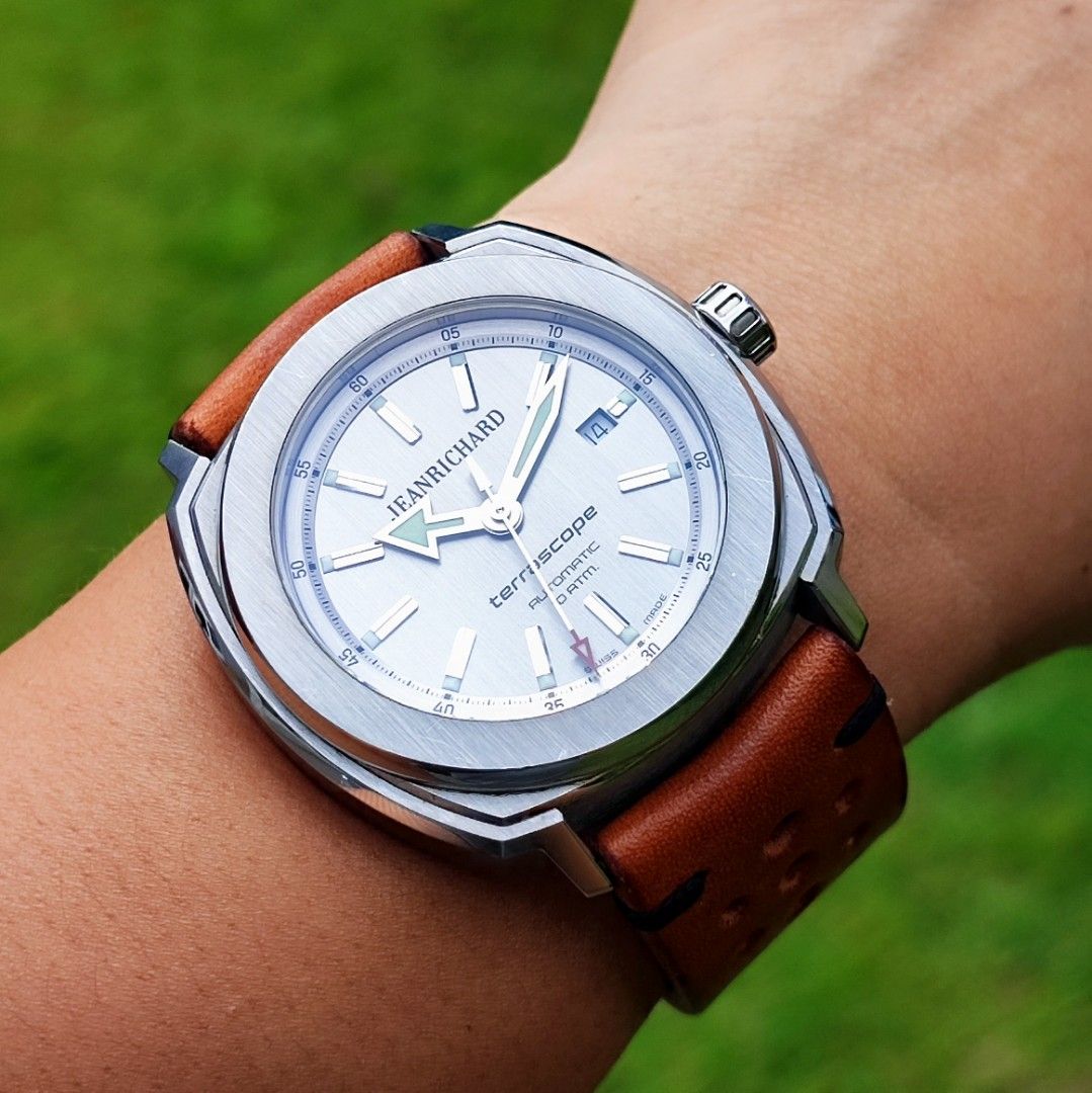 Jeanrichard terrascope 44mm top