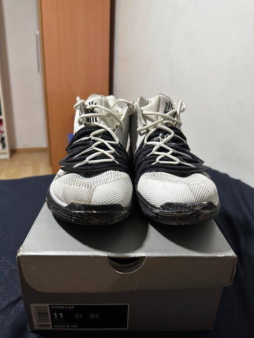 Kyrie 5 Oreo Men s Fashion Footwear Sneakers on Carousell