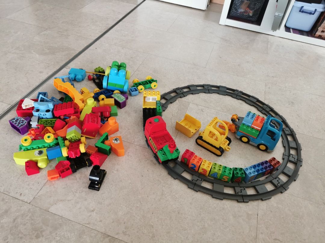 Lego Duplo 123 train set plus megablocks