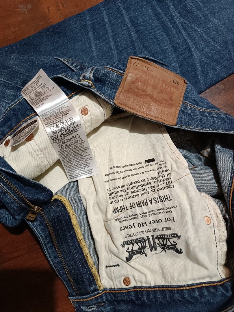 Levis 513 selvedge, Men's Fashion, Bottoms, Jeans on Carousell