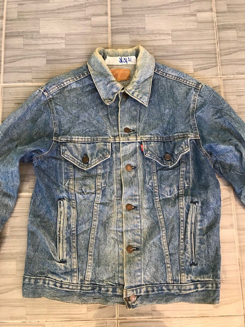 Levis jacket 80s size L pit 21 Men s Fashion Activewear on Carousell