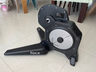 Tacx Flux S Smart Indoor Bike Trainer