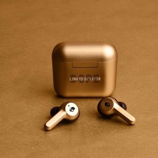 Limited Edition Gold Skullcandy Earbuds / Earpods /Airpods