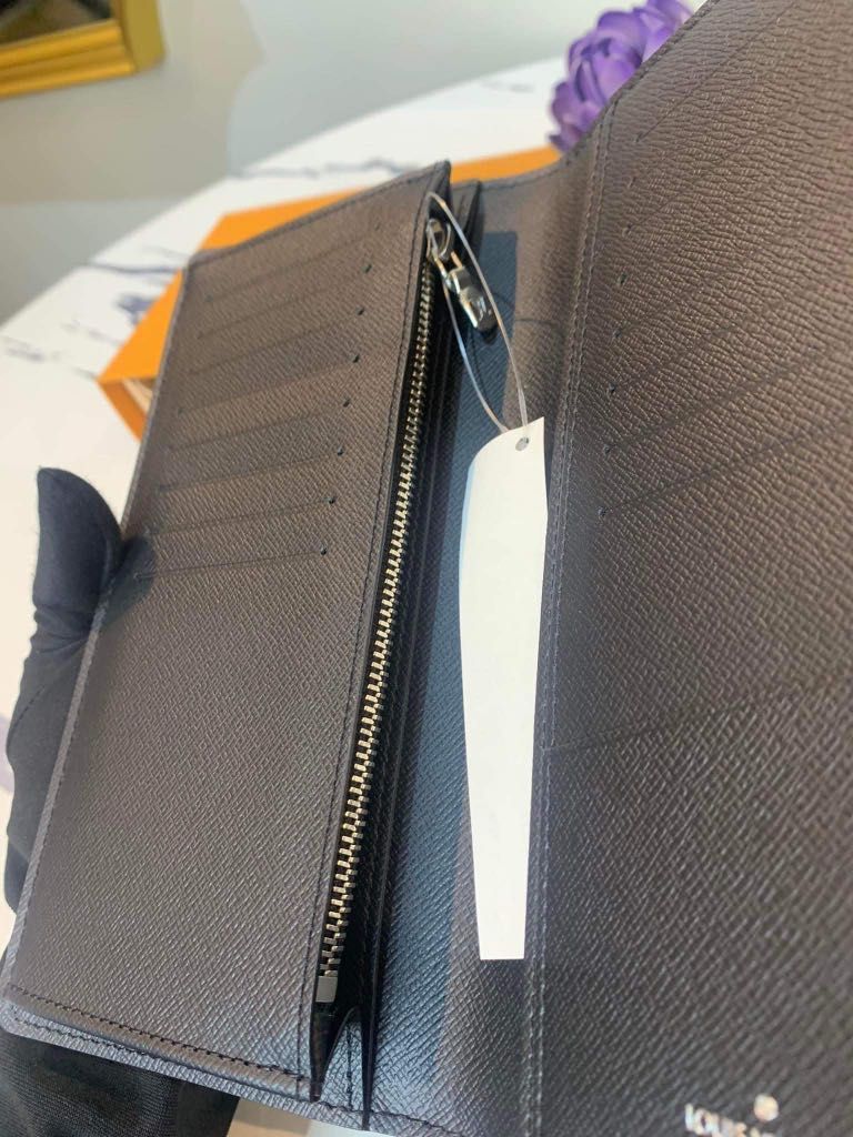 Louis Brazza Louis Vuitton Brazza Graphite BN, Luxury, Bags & Wallets on Carousell