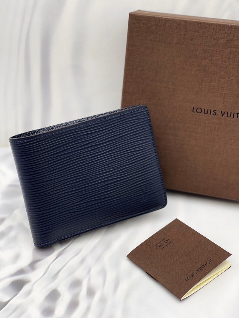 Louis Vuitton Cyan Epi Leather Multiple Wallet Louis Vuitton